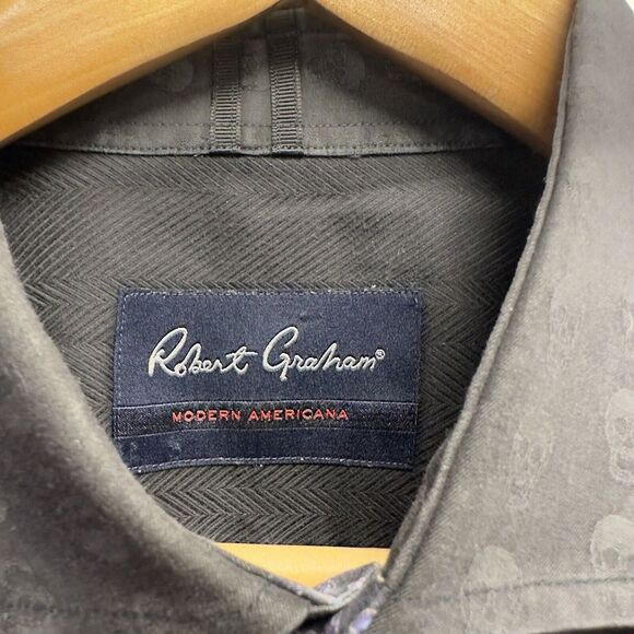 Robert Graham Modern Americana Men's L Tailored Flip Cuff Black Shirt AOP Skulls - Picture 3 of 5